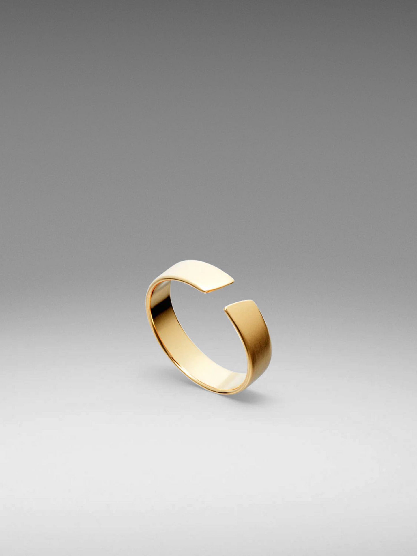 Loravento Unisize Champagne Ring